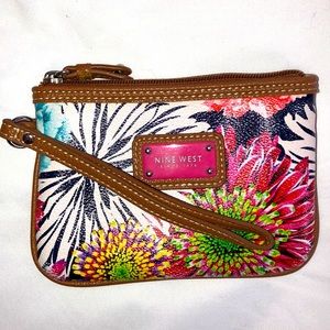 Nine West Wristlet